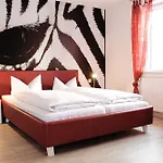 Volapuek Hotel 3*