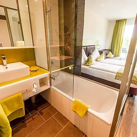 Volapuek Hotel