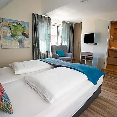 Volapuek Hotel