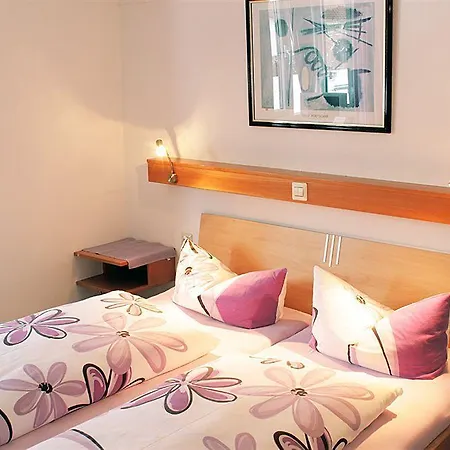 Volapuek Hotel 3*